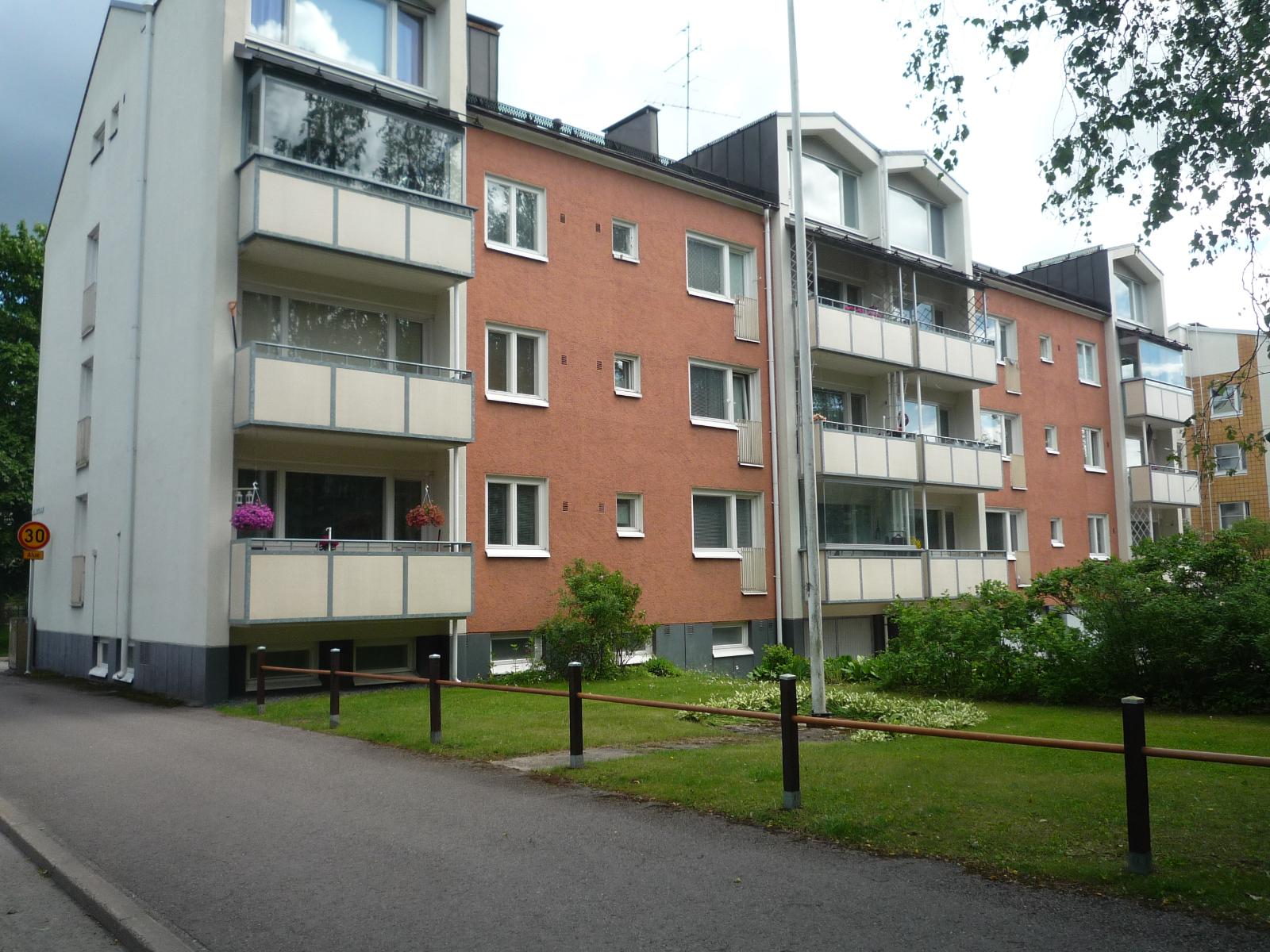 Itsenäisyydenkatu 13
