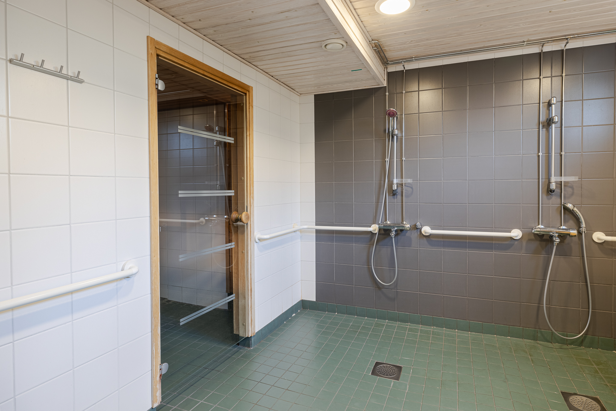 Taloyhtiön saunatilat / Bolagets bastuutrymmen