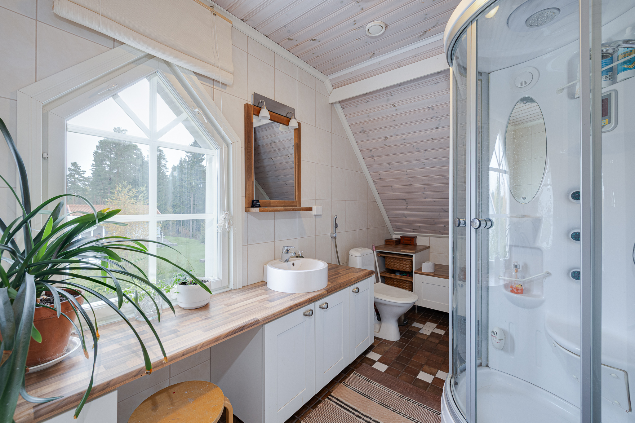 Yläkerran kph / Bdr på övre våning