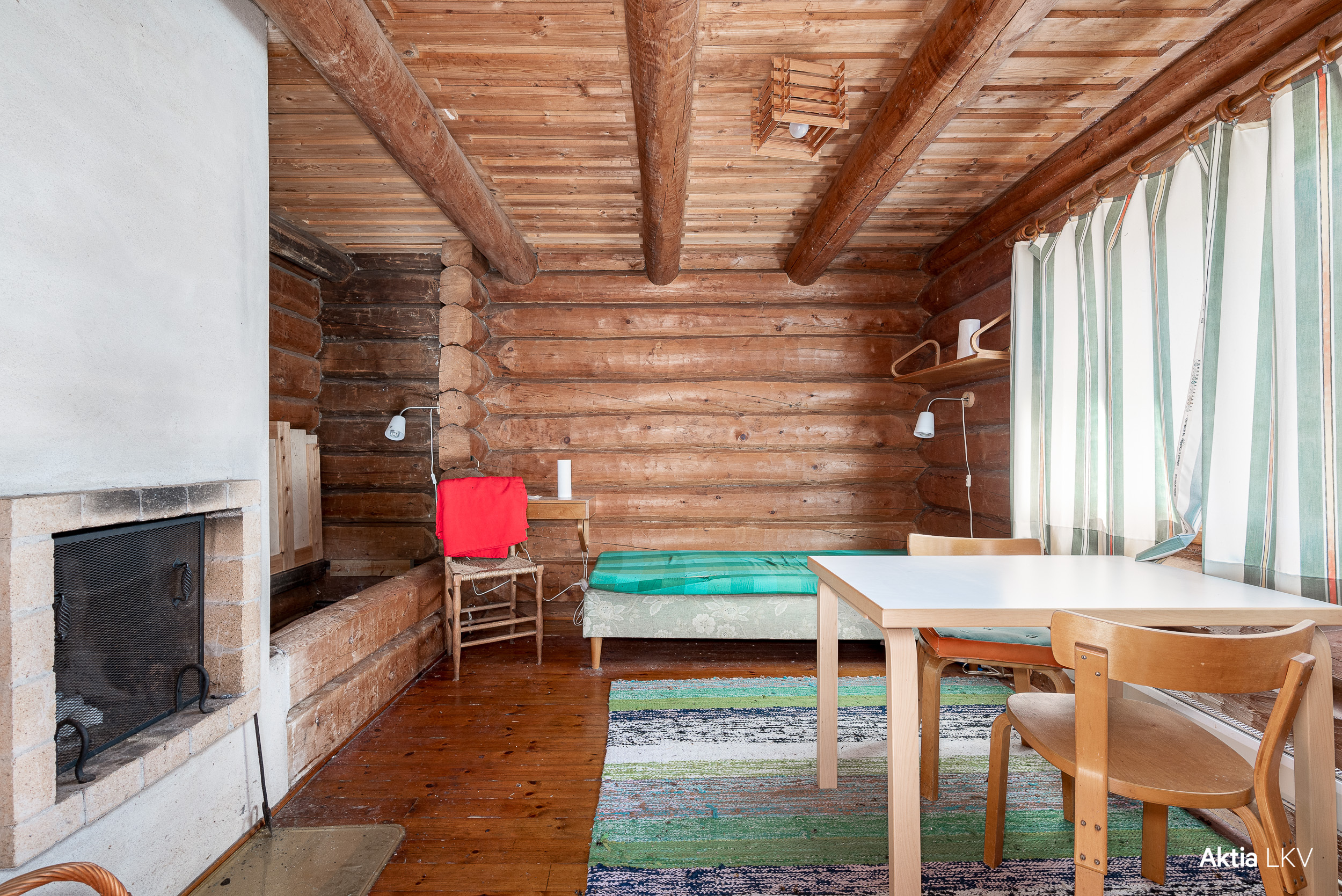 Sauna - Takka-/pukuhuone