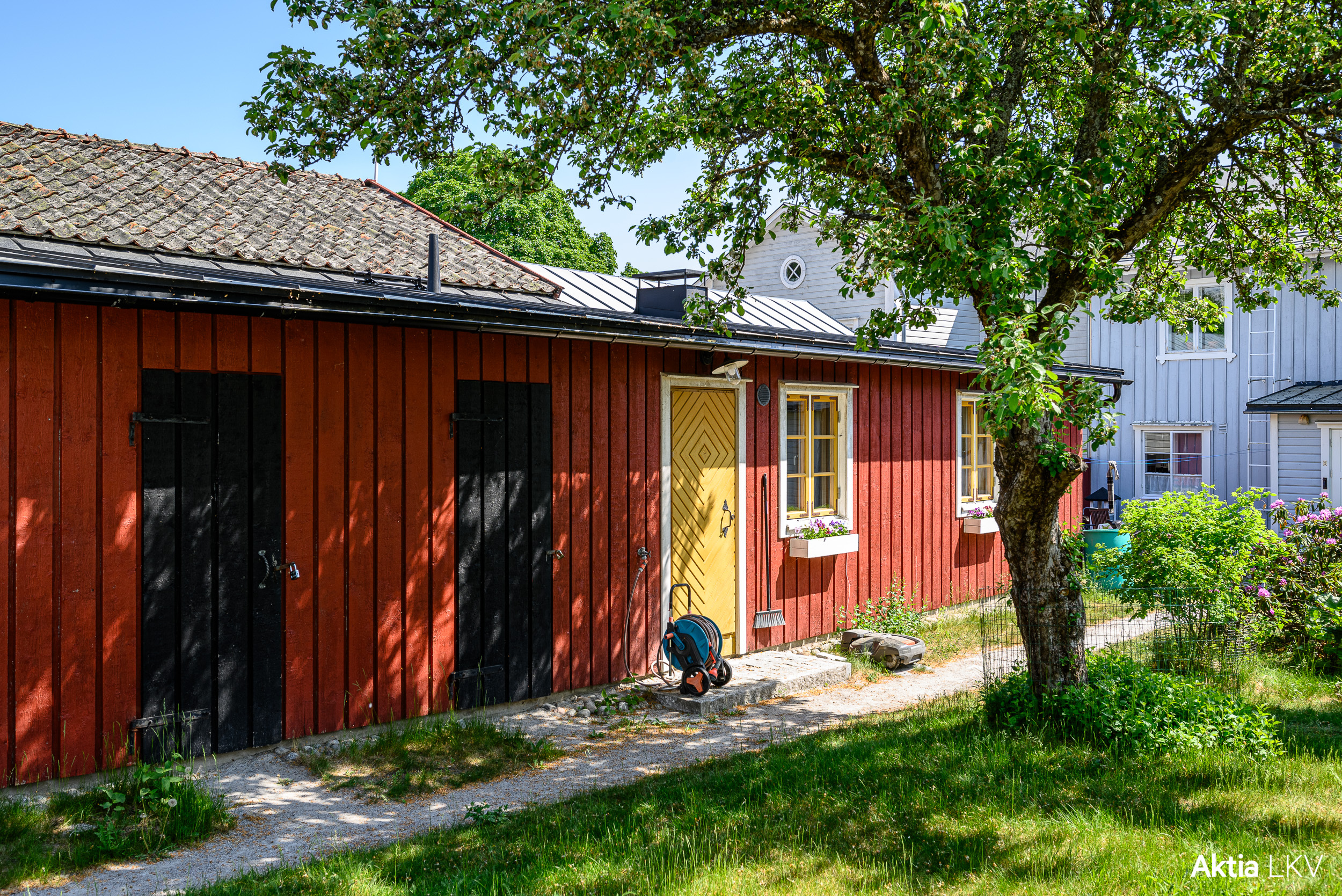 yhteinen saunarakennus
