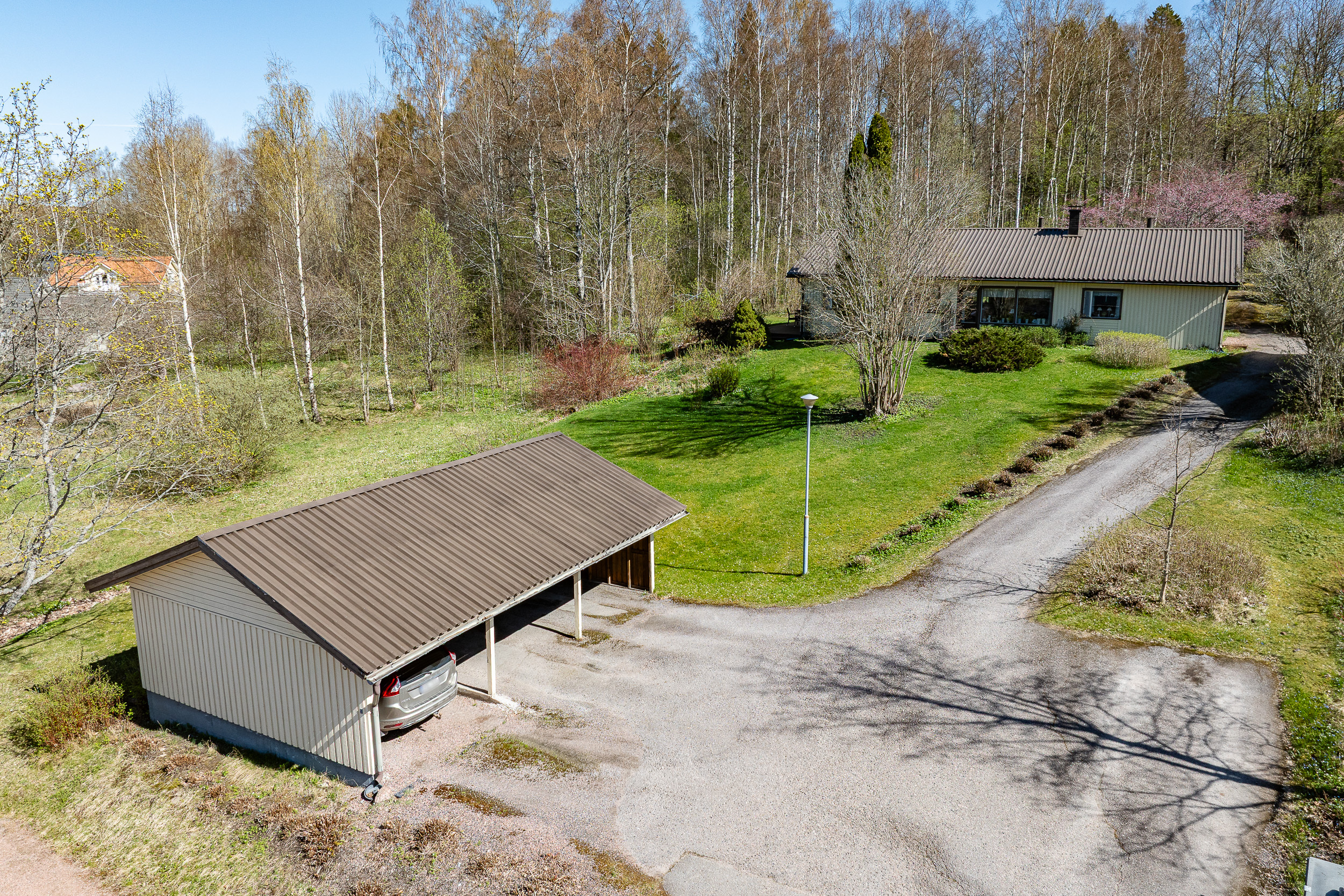 Oma autokatospaikka kuuluu asuntoon