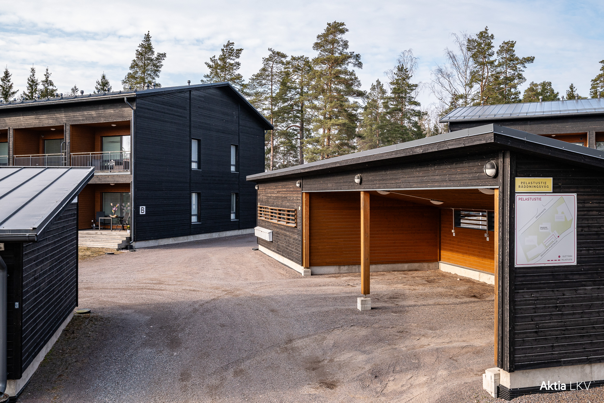 Oma autokatospaikka kuuluu hintaan