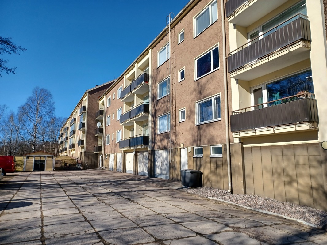 Julkisivu, sisäpiha