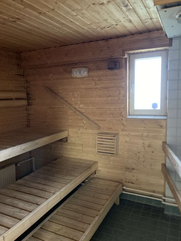 Yhtiön löylyhuoneesta