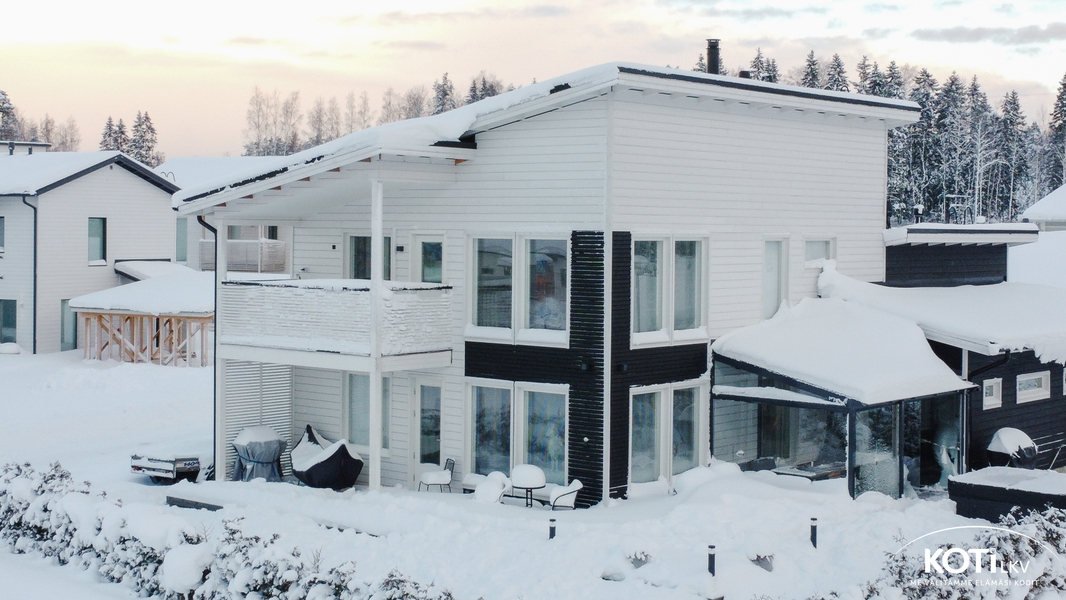 julkisivu
