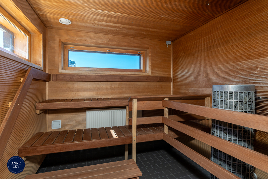 7. krs. Yhtiön sauna