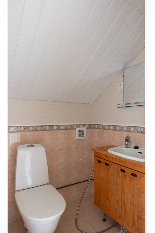 Yläkerran wc