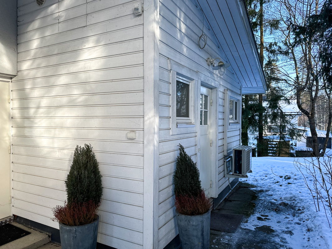 Asunto on eroteltu omaksi huoneistoksi omakotitalosta