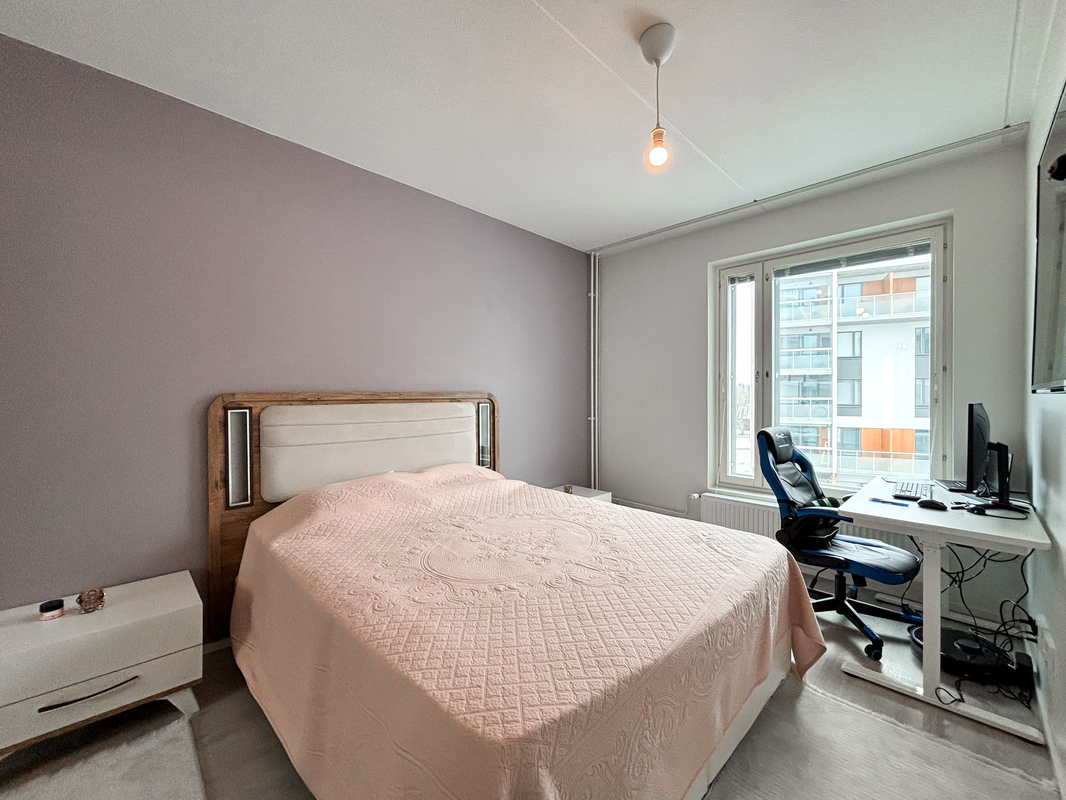 Ensimmäinen makuuhuone