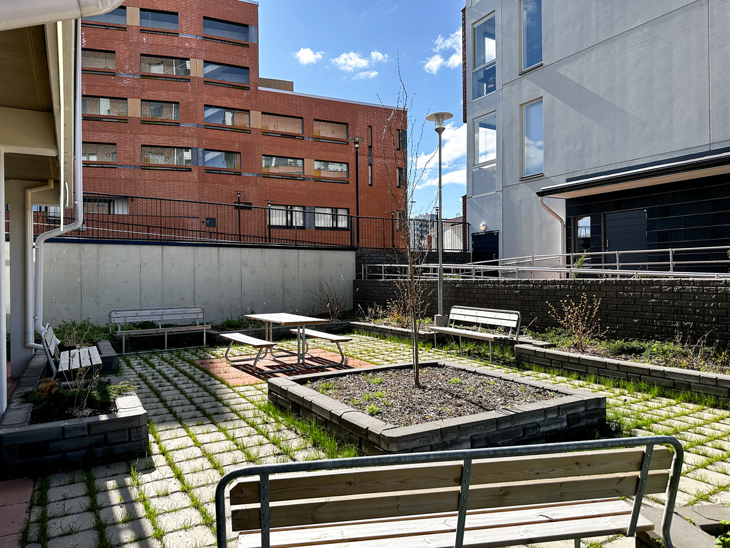 Taloyhtiön sisäpiha