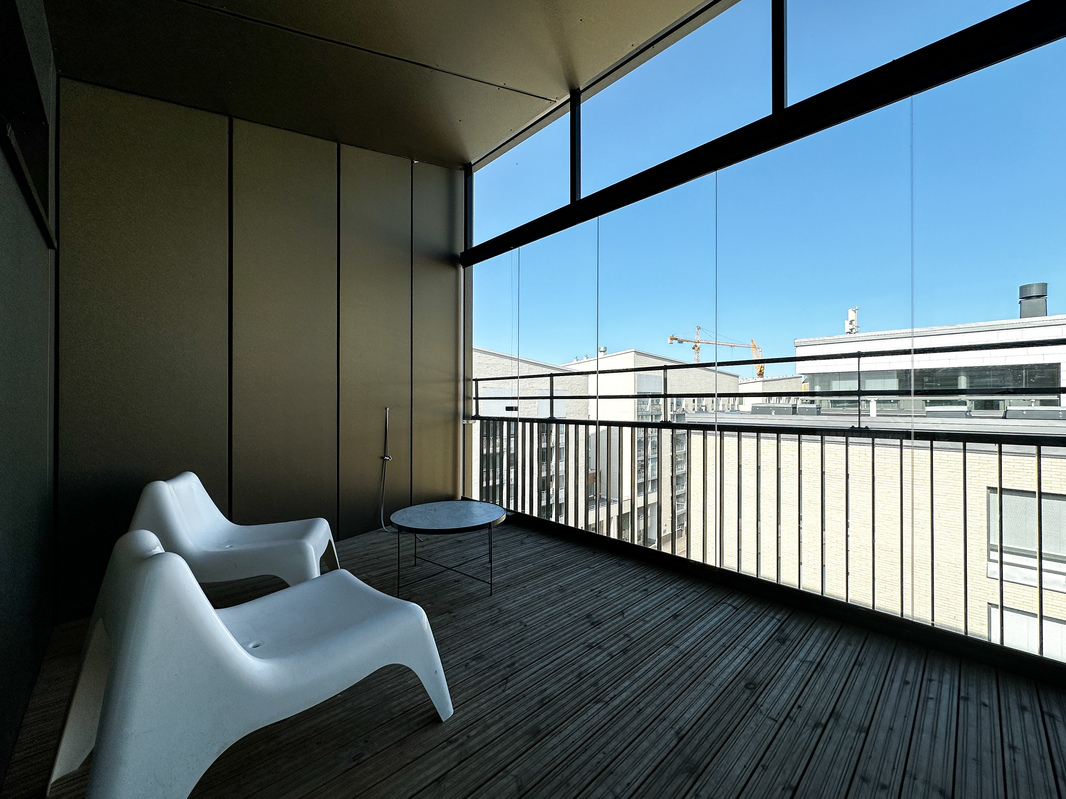 Saunatilojen parveke