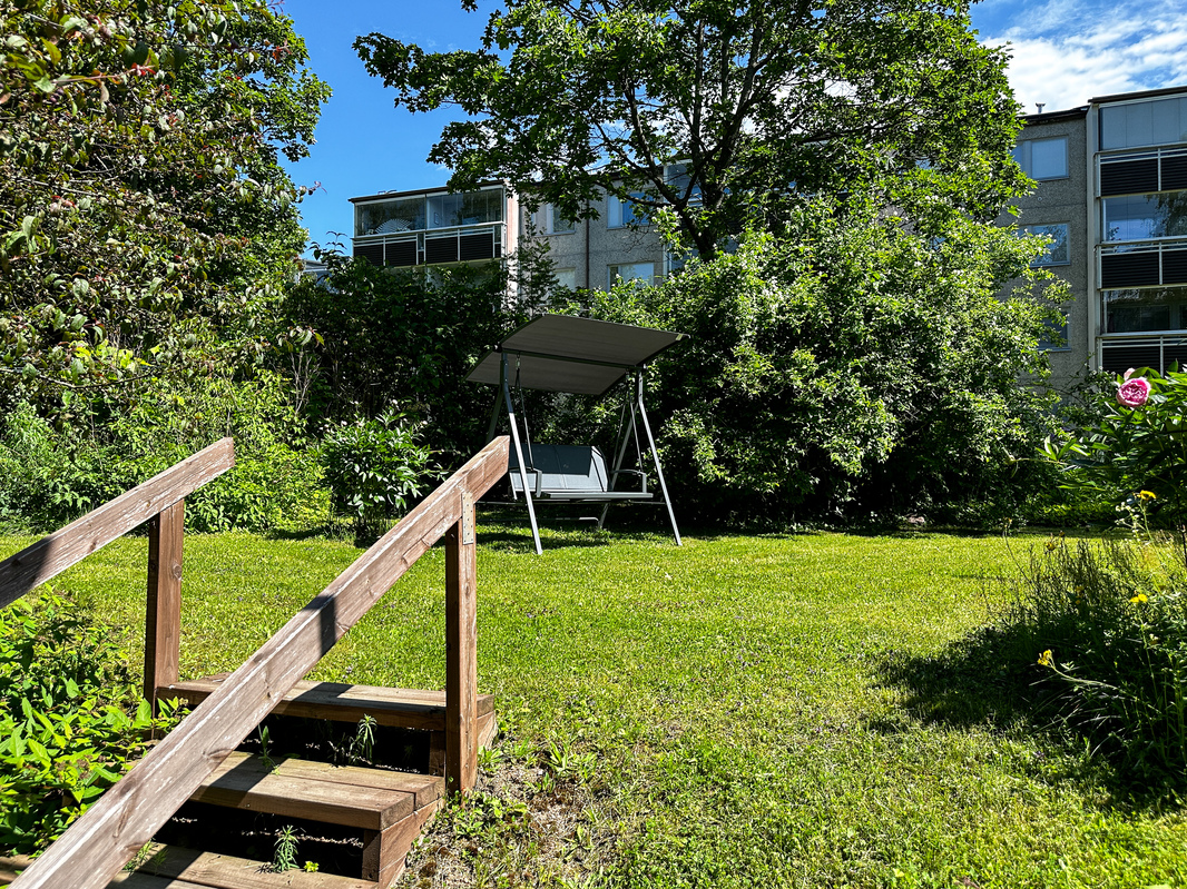Taloyhtiön sisäpiha
