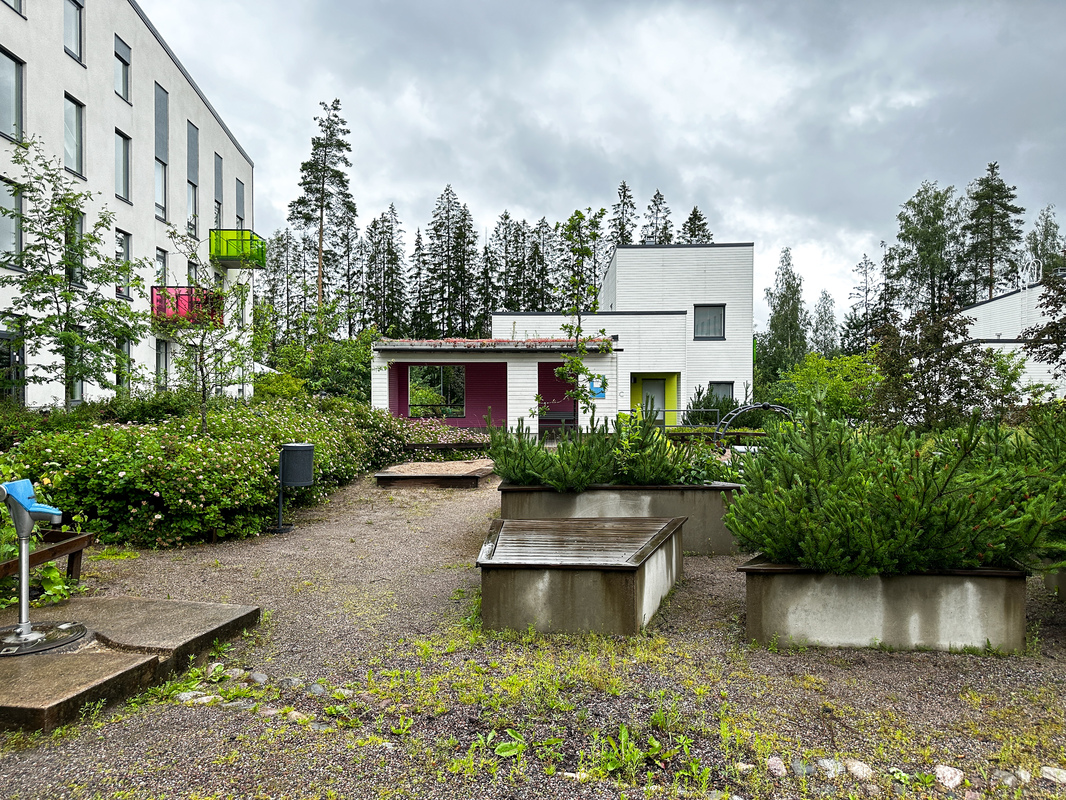 Taloyhtiön sisäpiha