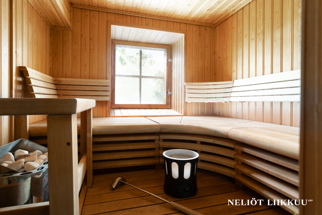 Ikkunallinen sauna
