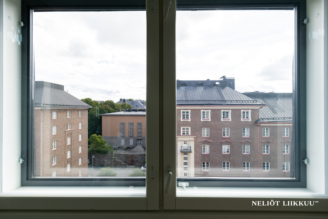 Näkymiä päämakuuhuoneesta