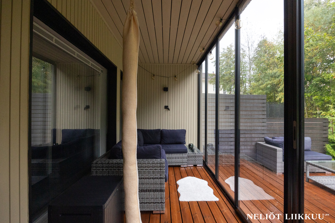 Lasitetulta terassilta