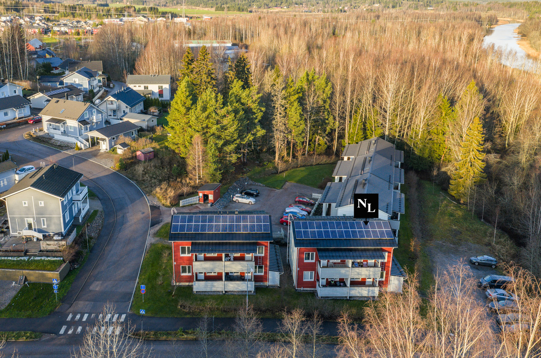 Ilmakuva taloyhtiöstä