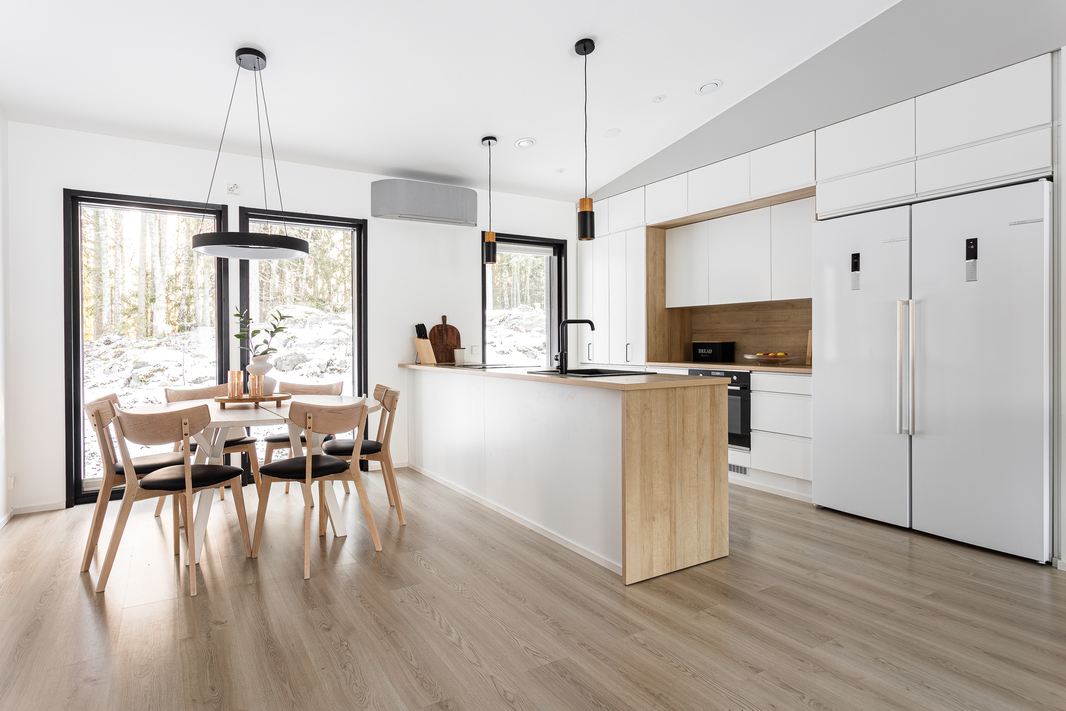 Keittiö ja ruokailutila