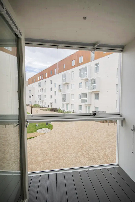 Näkymät parvekkeelta sisäpihalle