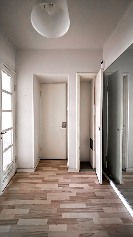 Eteinen ja kaappitilaa