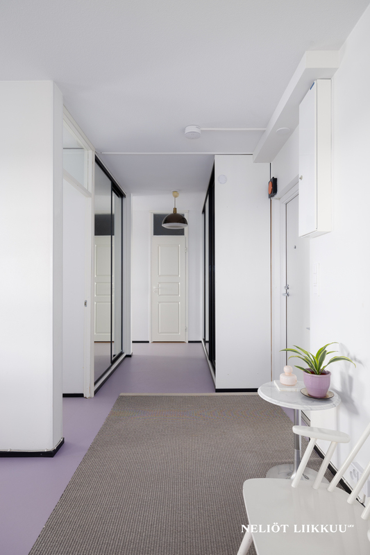 Eteinen, säilytystilaa