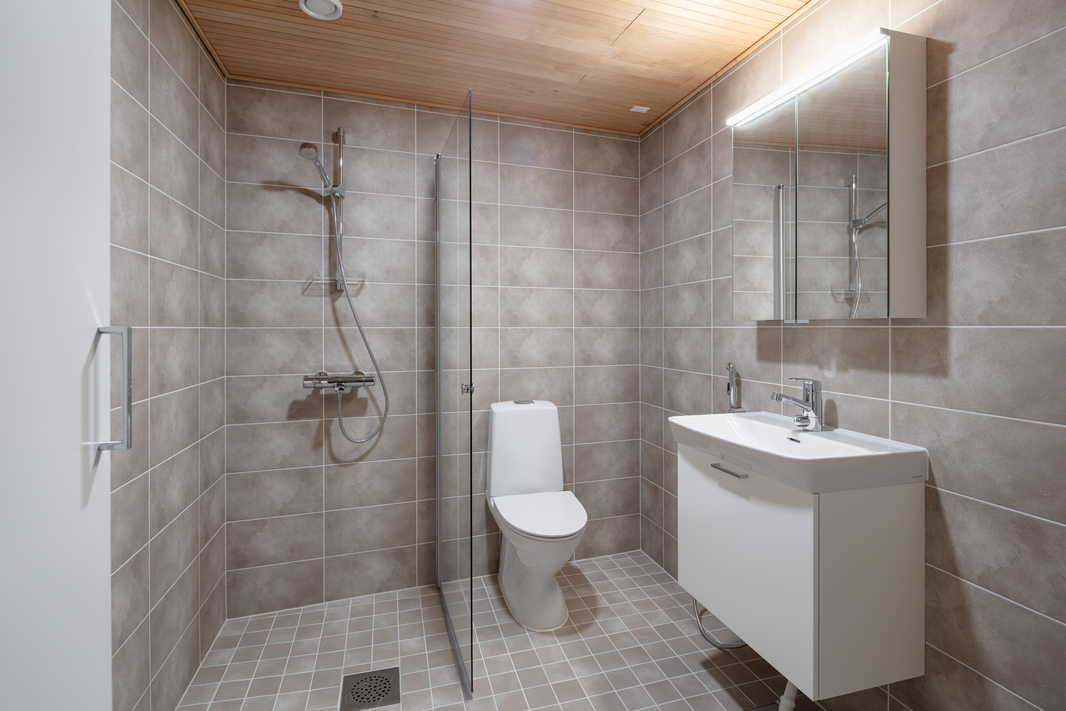 Tyylikäs kylpyhuone