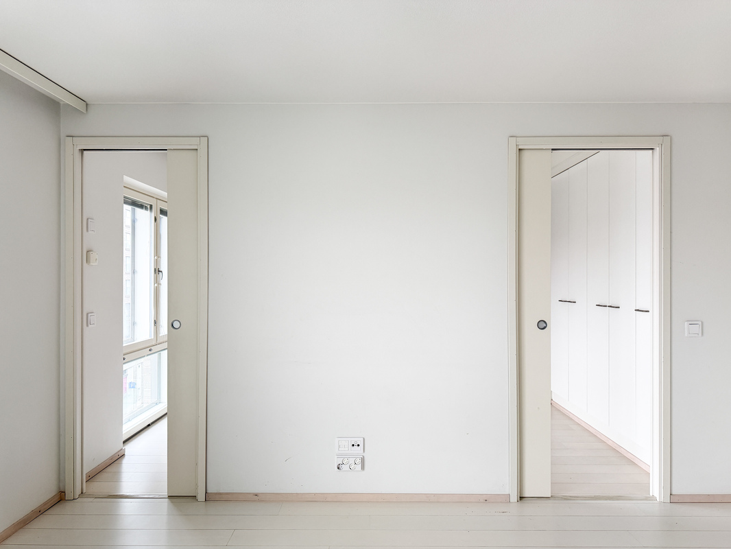 liukuovet erottelevat makuuhuoneen olohuoneesta