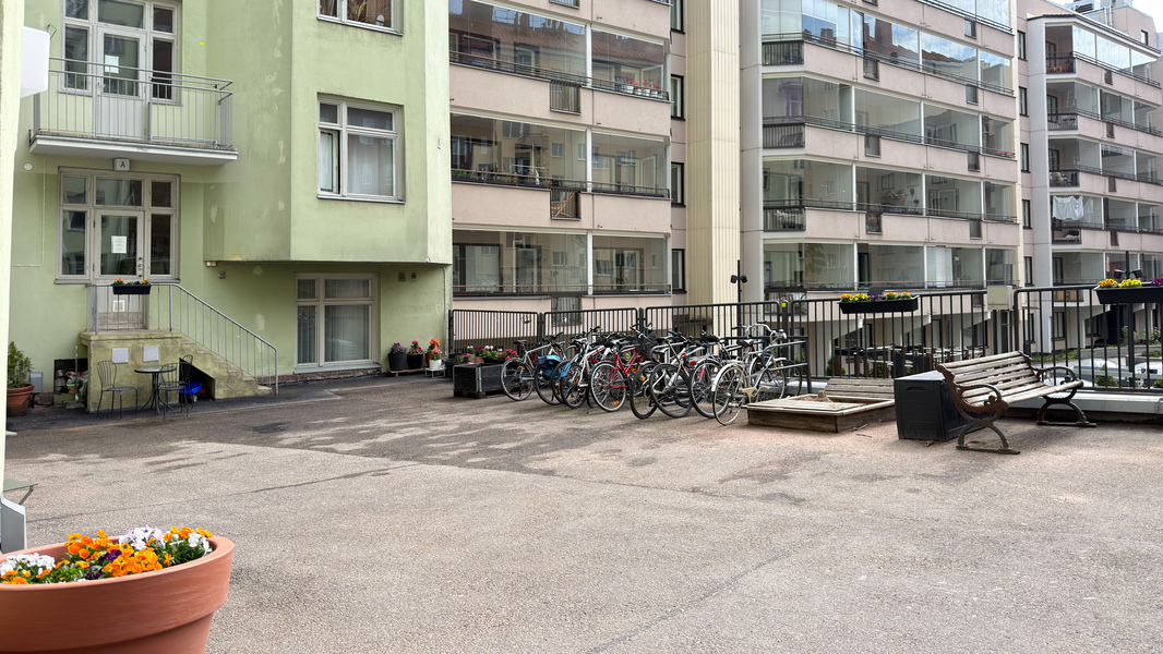 Sisäpihalta