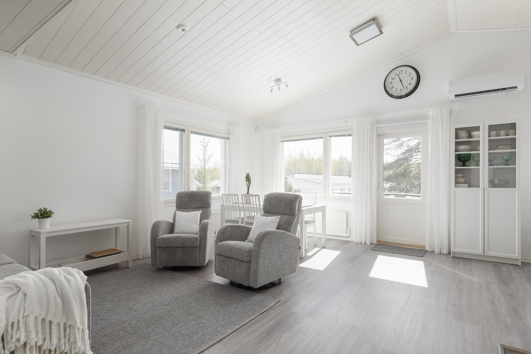 Ilmalämpöpumppu on asennettu v. 2022.