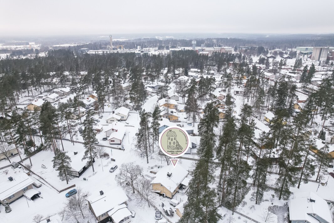 Hyvinkään sairaala n. 1,8 km. 