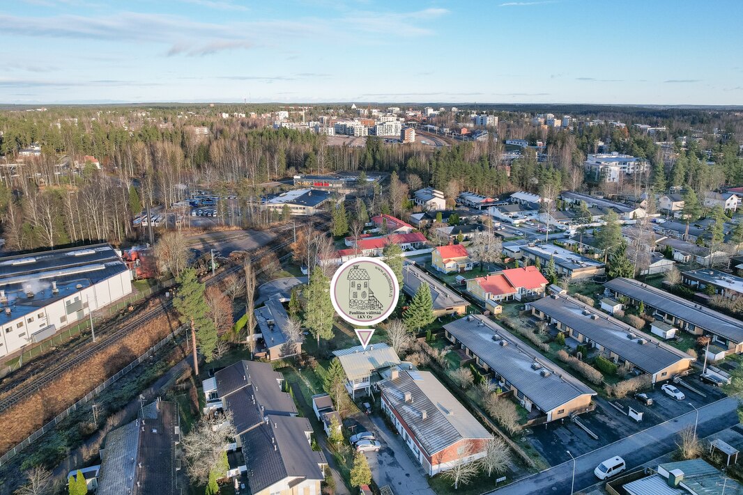 Lähin ruokakauppa n. 600 m. 