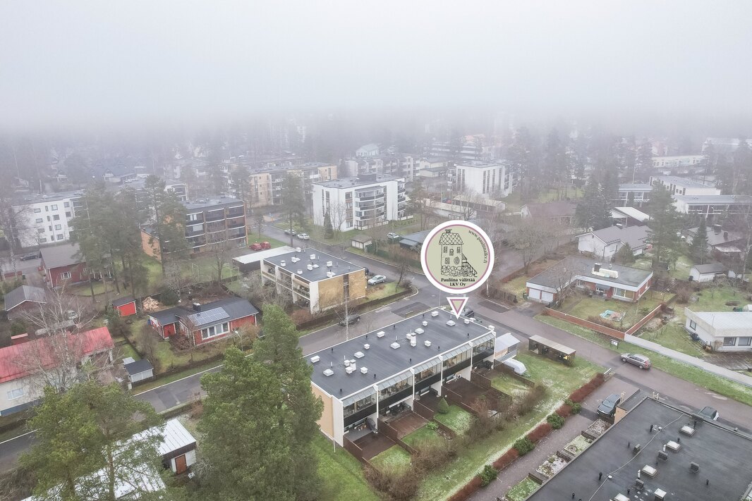 Lähin ruokakauppa n. 500 m.