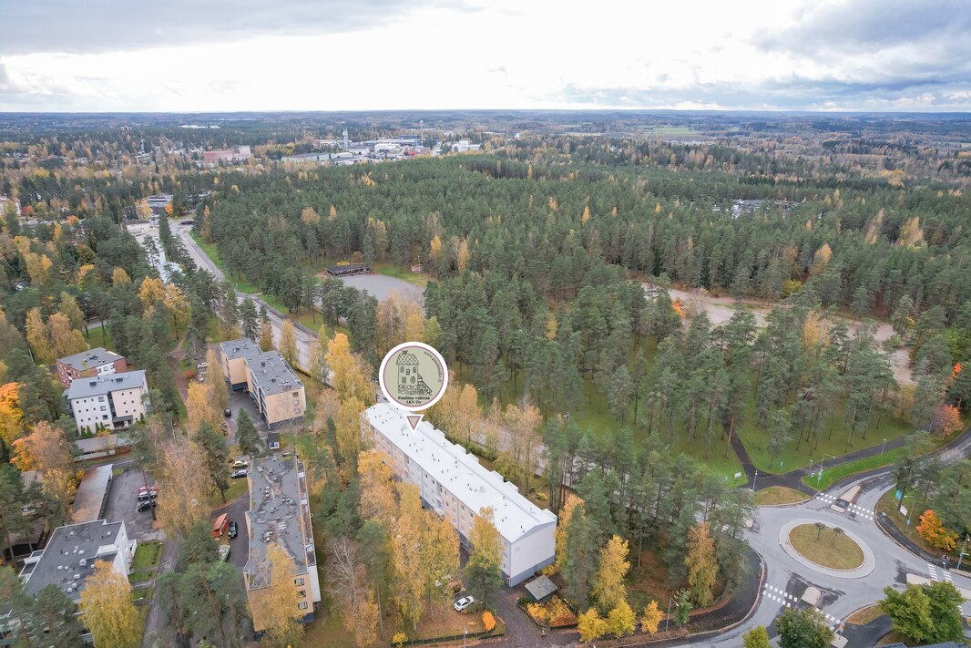 Sveitsin ulkoilumaastot on ns. tien toisella puolella.