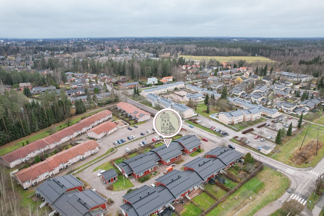 Haarajoen juna-asema n. 600 m.