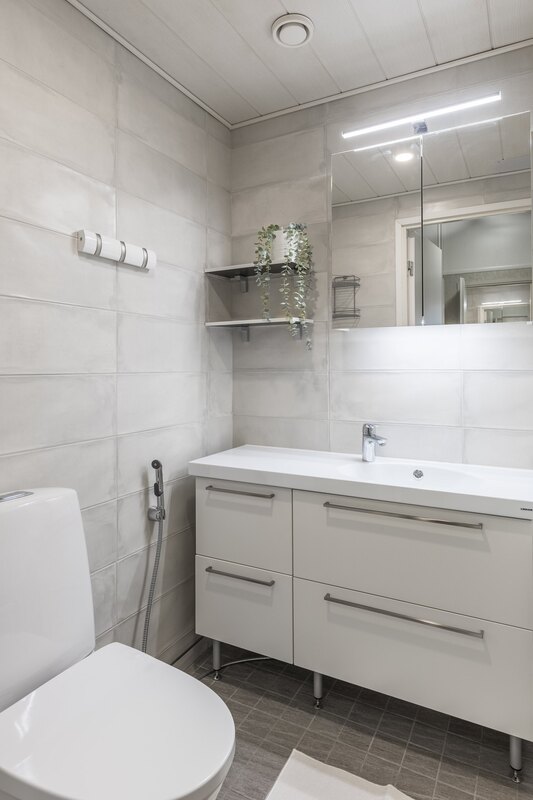 Alakerran wc on remontoitu v. 2020.