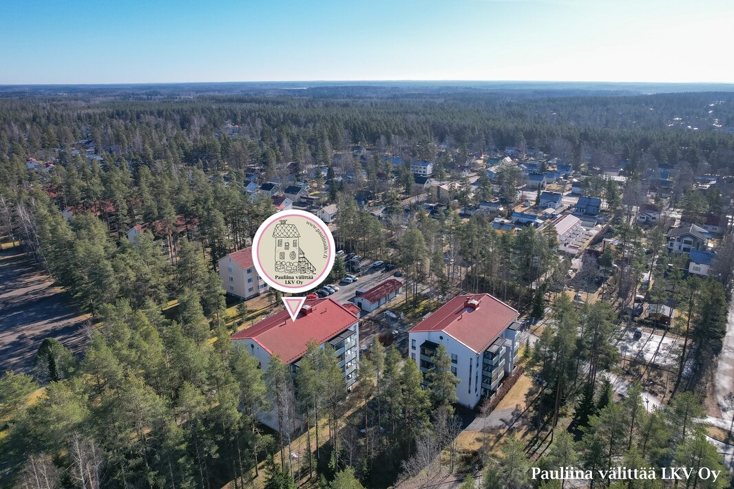 Kaupunkisillan Maauimala (Uikku) n. 750 m. 