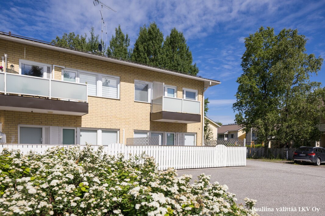 Asunto 1 on luhtitalon 1. krs, kulmahuoneisto