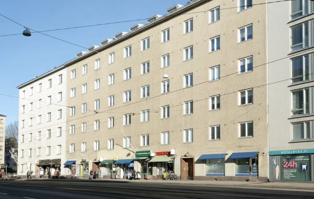 Julkisivu