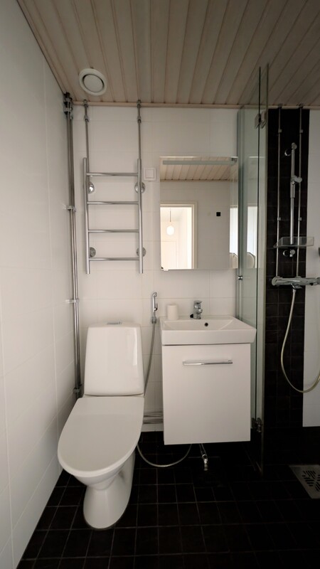 Remontoitu kylpyhuone