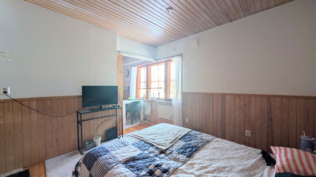 2. huone keittiön perällä