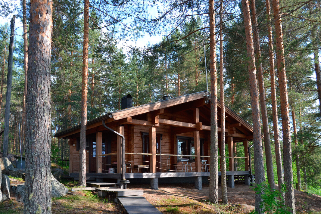 uusi sauna/takkatupa