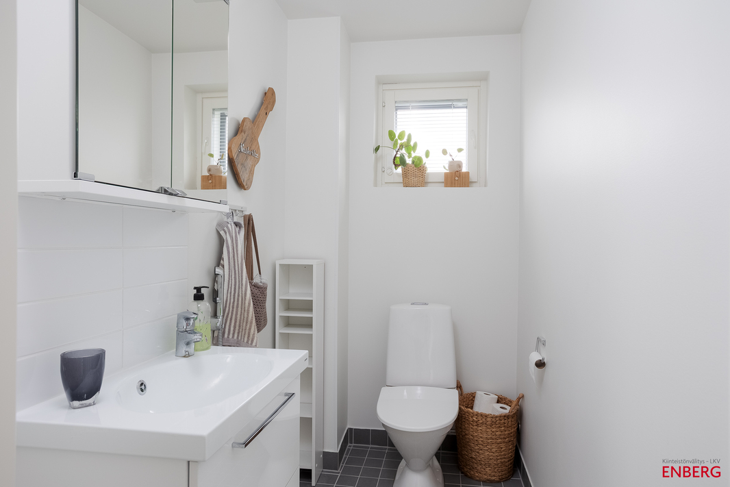 erillinen wc