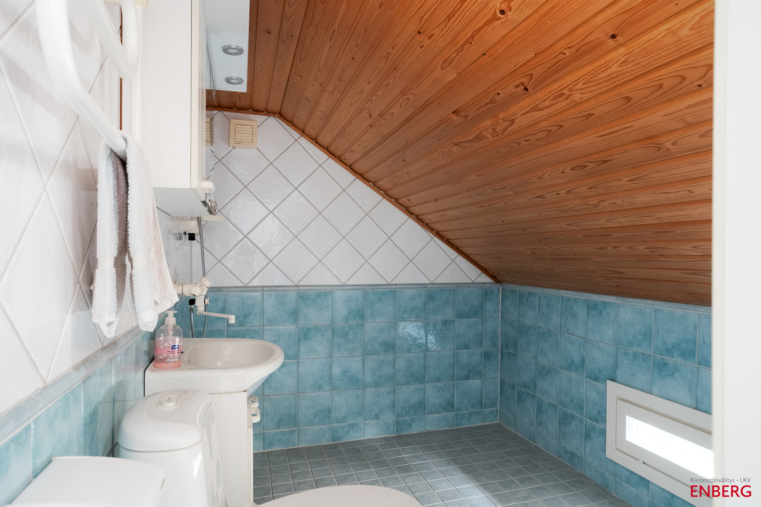 wc yläkerta
