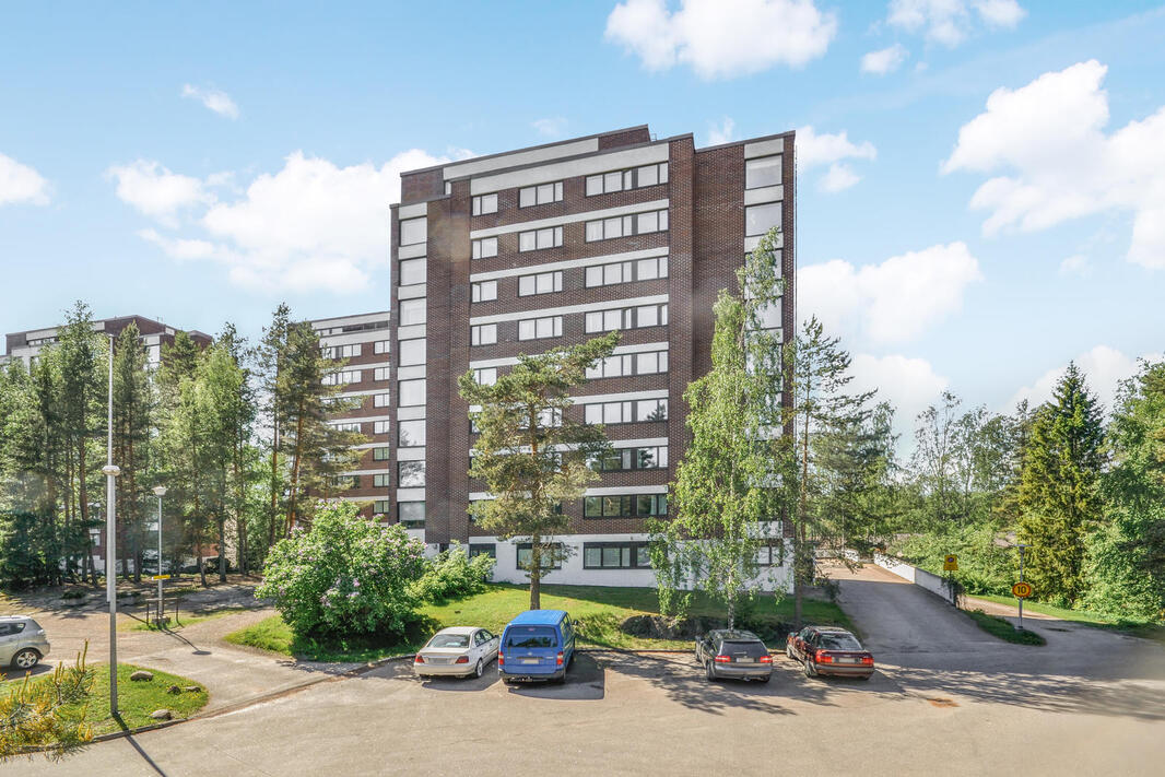 Julkisivu taloyhtiöstä