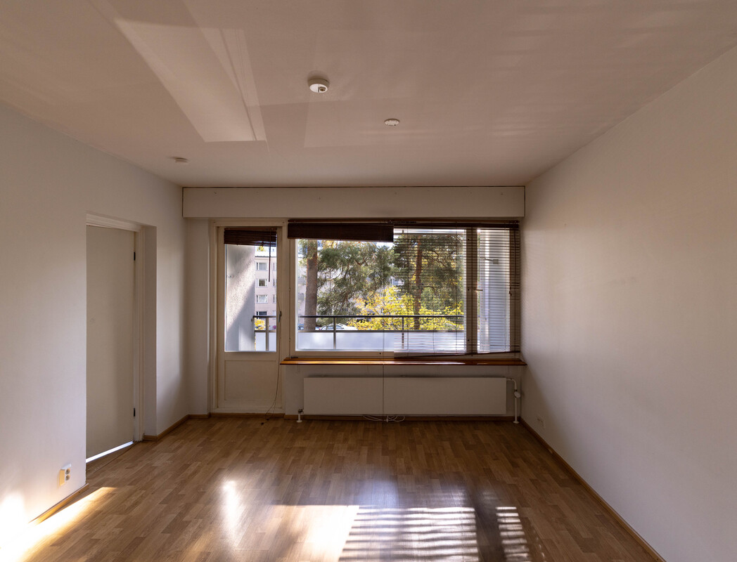 Olohuoneen jatkeena parveke