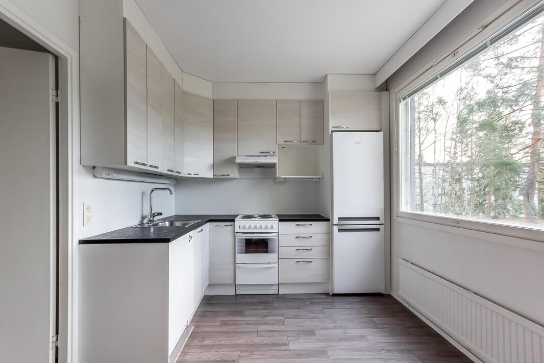 Keittiöstä yleiskuva 1