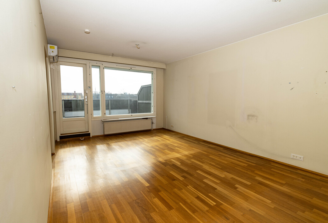 Yleiskuva olohuoneesta