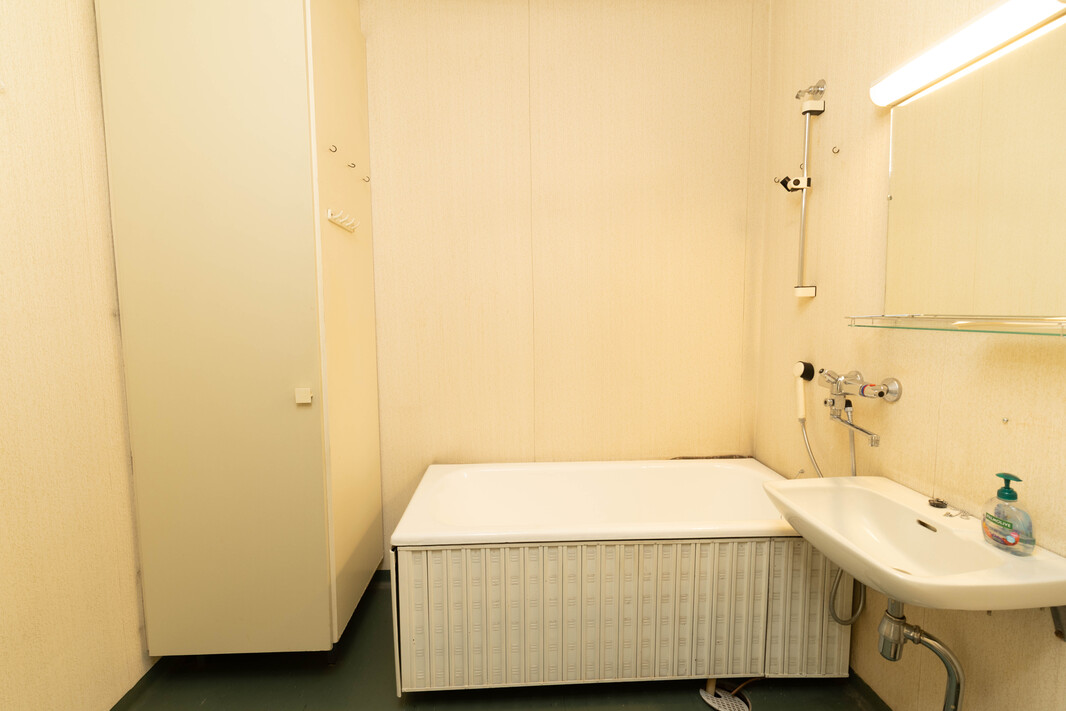 Alkuperäinen kylpyhuone 1