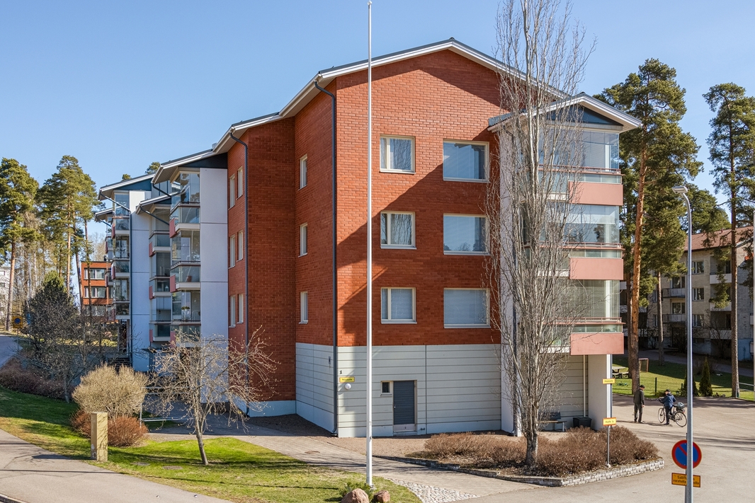 Kaunismäenkatu 1